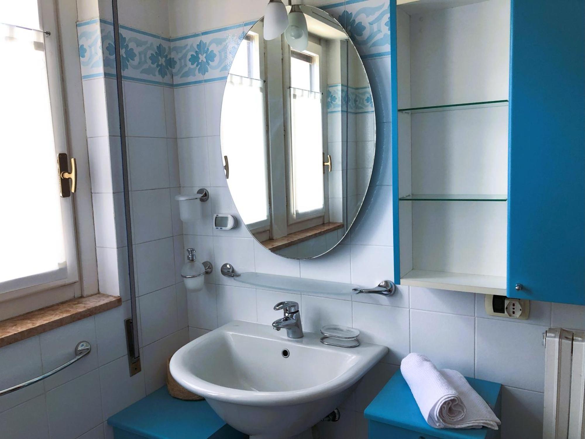Bright Penthouse Close To Center With Terrace And Lake View Lecco Exterior foto
